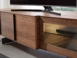 Armário para televisão em nogueira e aço preto com iluminação interior 3219 ANGEL CERDA