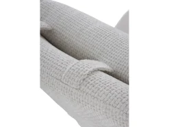 Balanço estofado em chenille branco e pernas metálicas