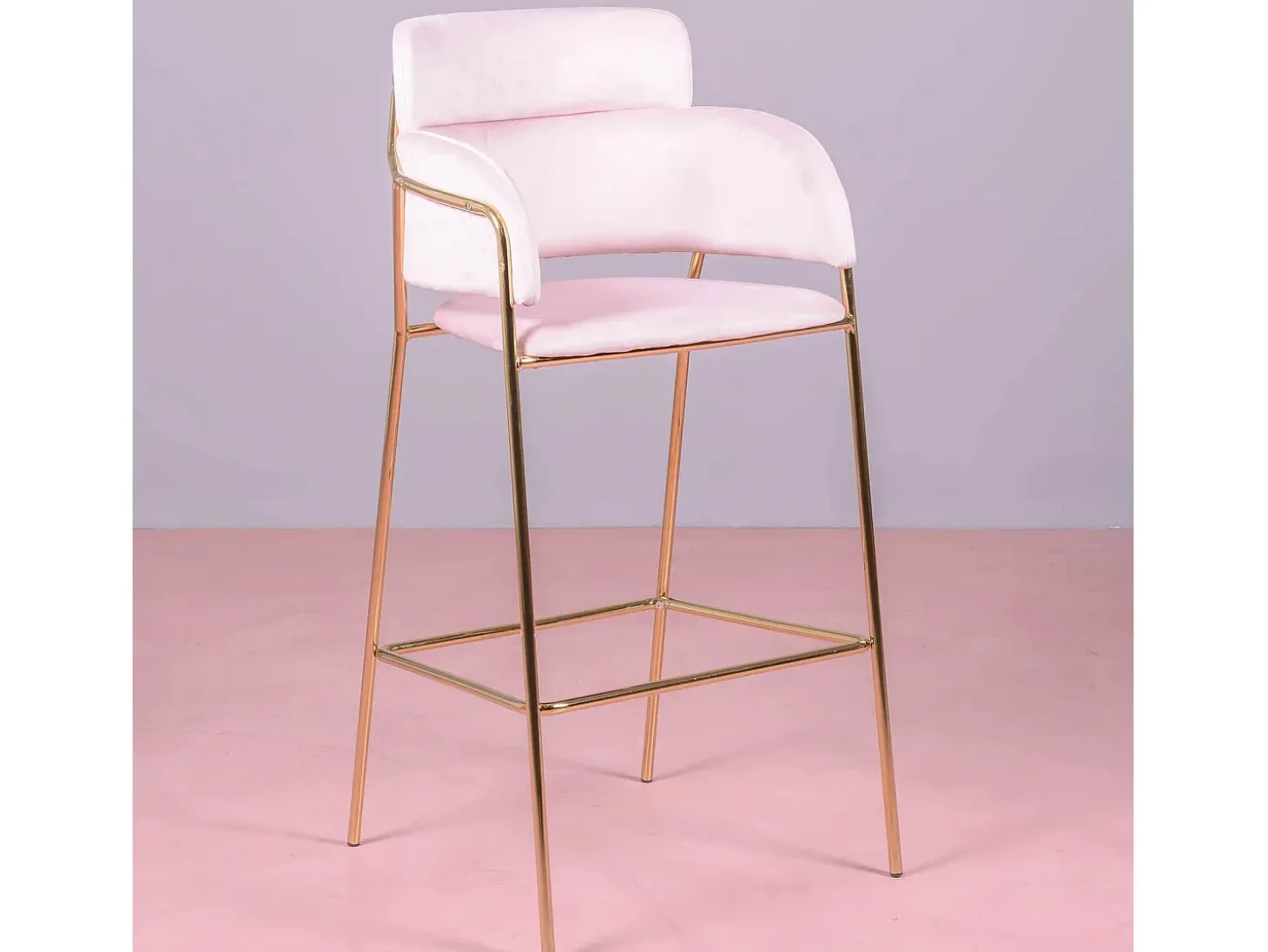 Banqueta de design estofada em veludo e pernas douradas - Cruiser - Rosa