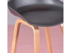 Banqueta nórdica com pernas em faia (63cm) - Daxer - Preto