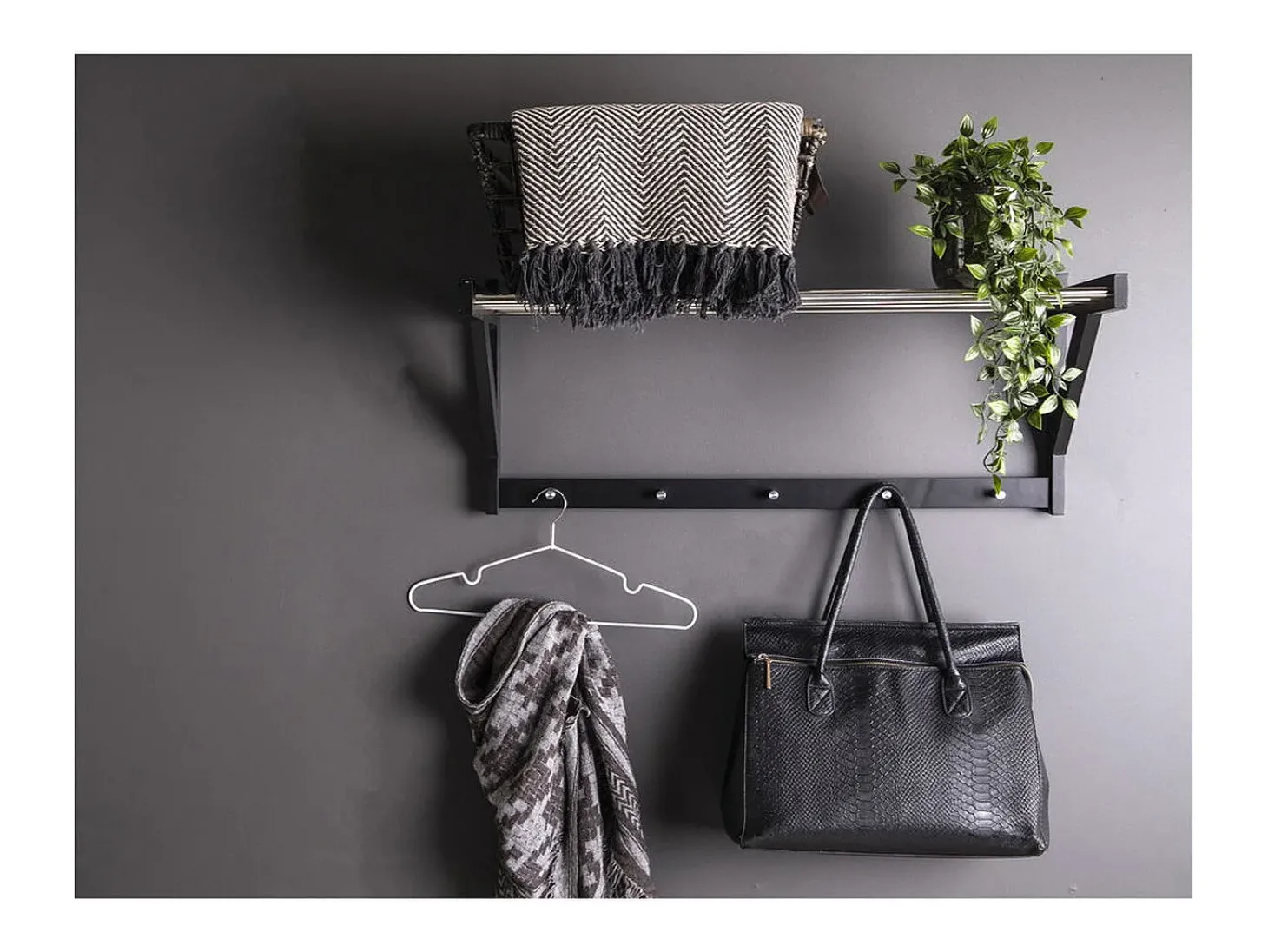 Cabides de Parede Padova, Preto, 78x32x34 cm, Kendra Home