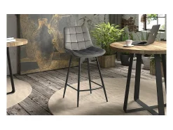 Cadeira de balcão 'Jute' em Veludo Taupe, dimensões: A95 x L46 x P36 cm