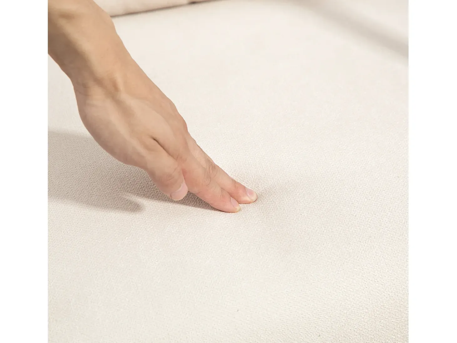 Cadeira de baloiço creme branco com apoio para os pés, estrutura em madeira 96x65x94,5cm
