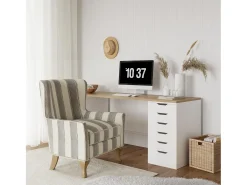 Cadeira decorativa em linho tecido com riscas cinzentas