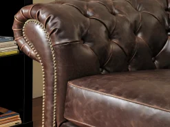 Cadeirão 100% pele envelhecida estilo chesterfield - CLOTAIRE