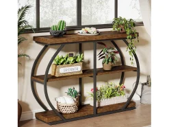 Console industrial de mesa com três níveis, com estrutura de metal arqueada e prateleiras de armazenamento