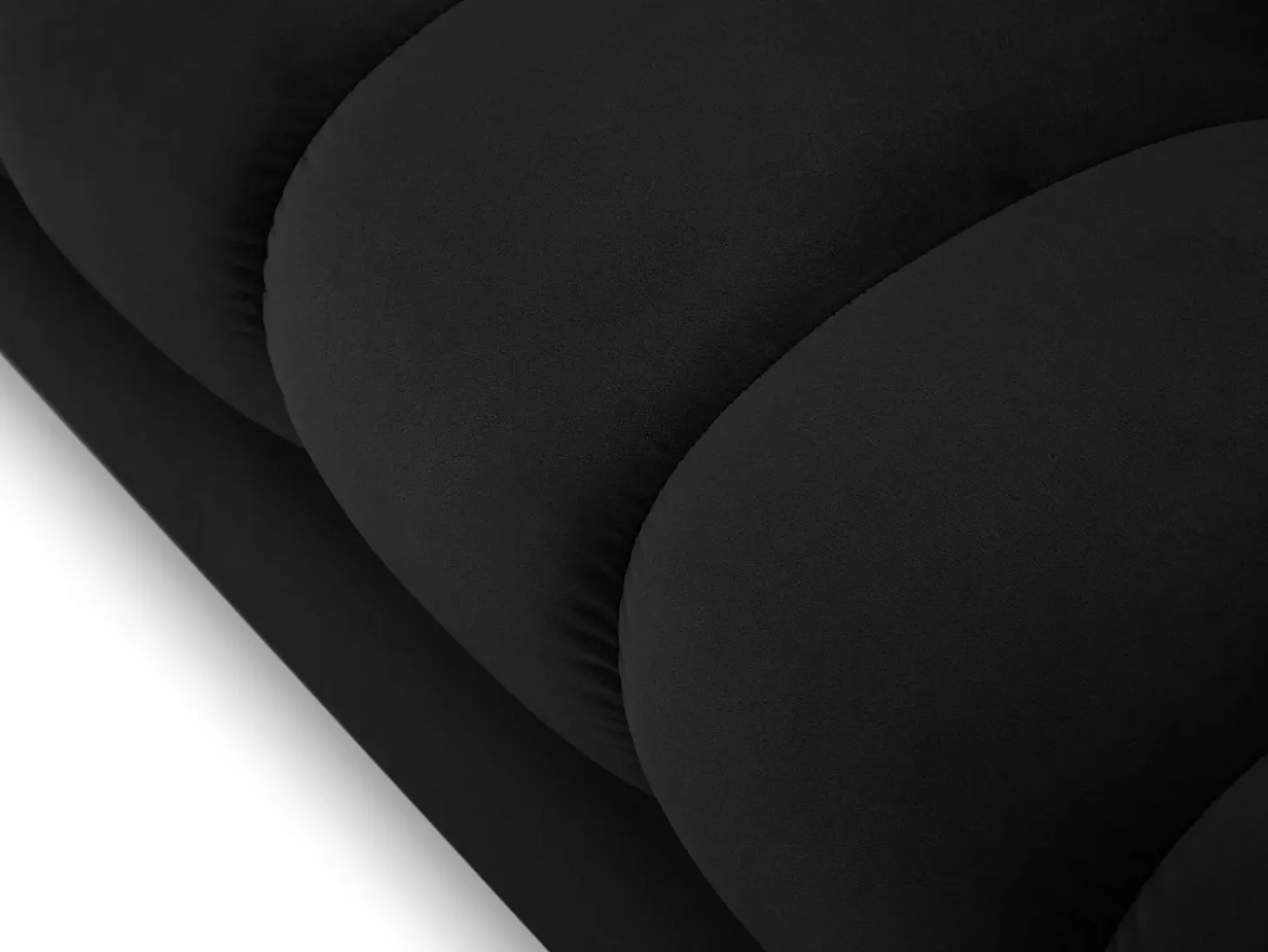 Cosmopolitan Design - Sofá "Bali" 4 lugares em veludo preto - 217x92x75cm