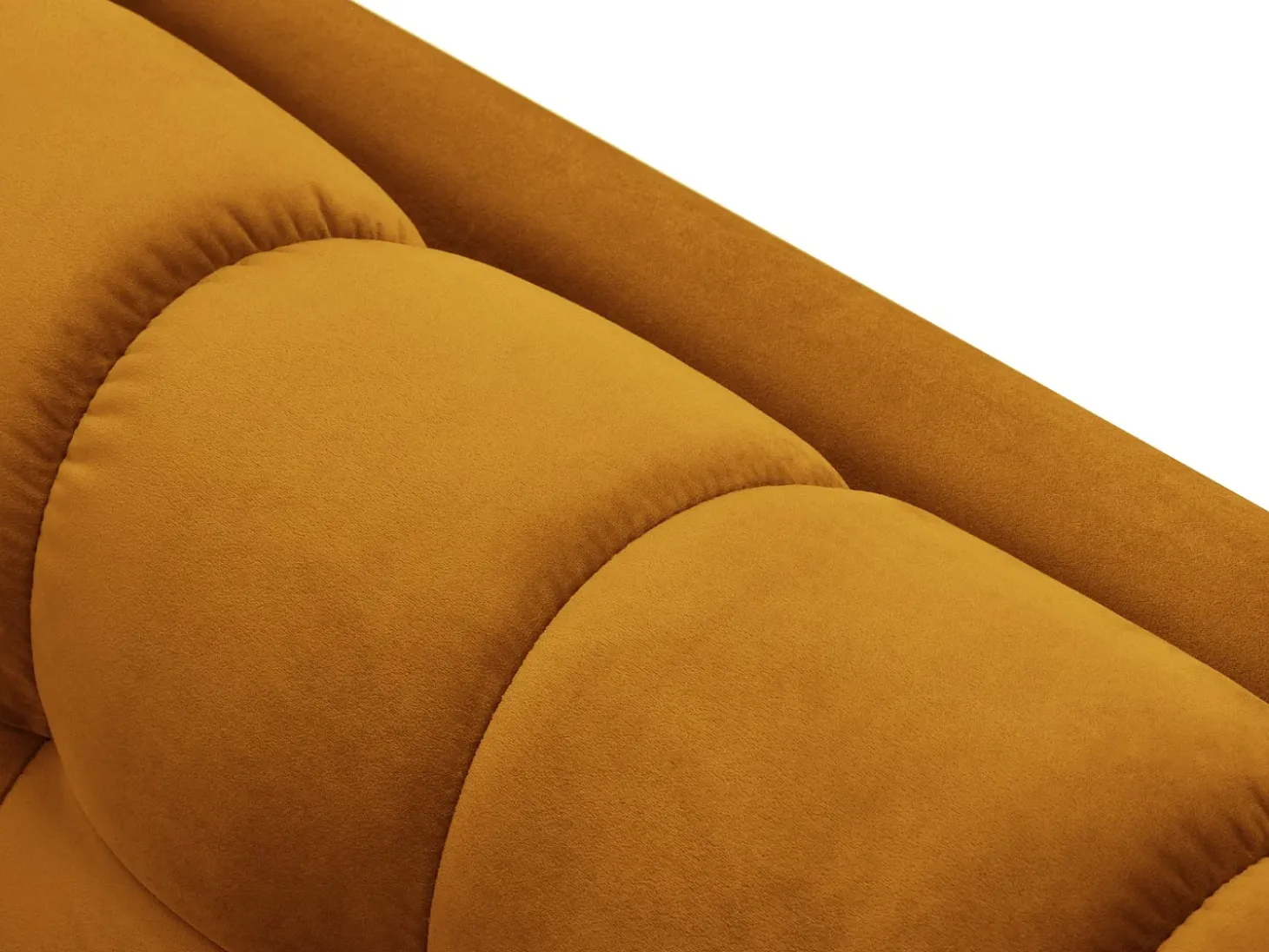 Cosmopolitan Design - Sofá "Bali" 3 lugares em veludo amarelo - 177x92x75cm