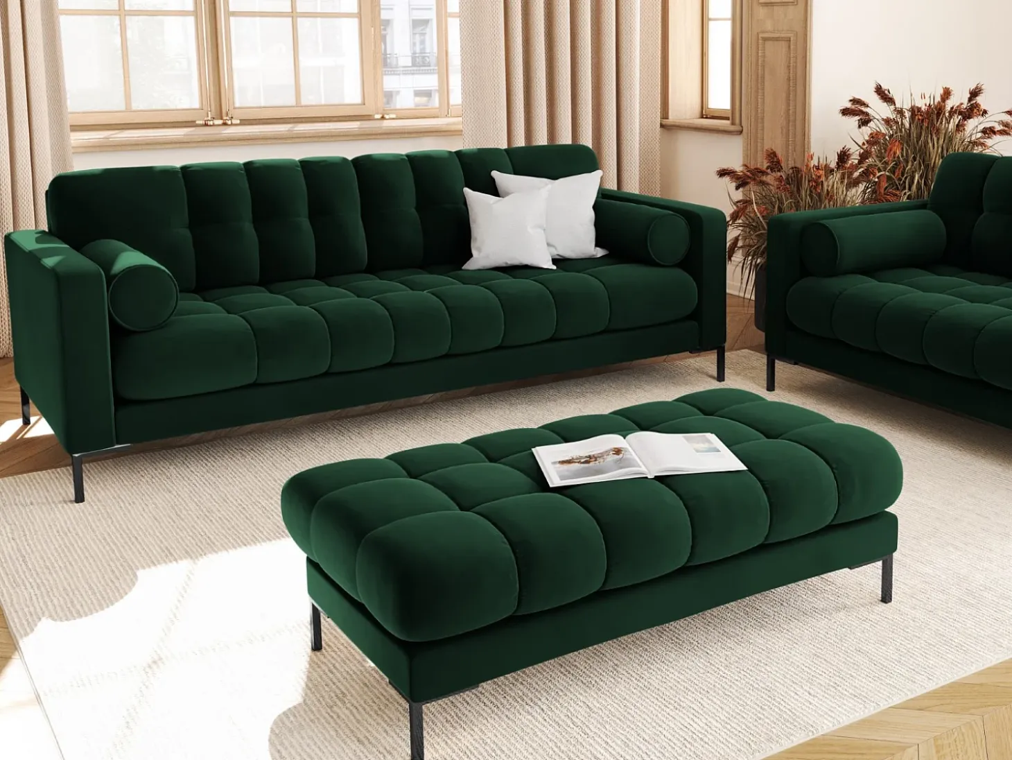 Cosmopolitan Design - Sofá "Bali" 4 lugares em veludo verde garrafa - 217x92x75cm