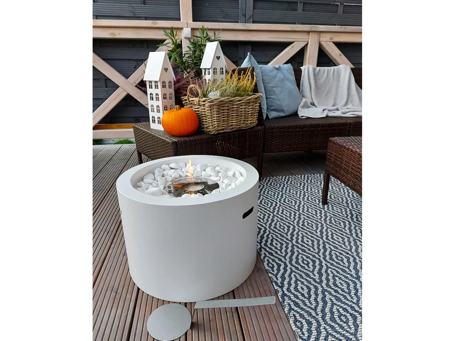 Lareira a bioetanol com braseiro de jardim redondo para interior e exterior RODI Branco d.47,5