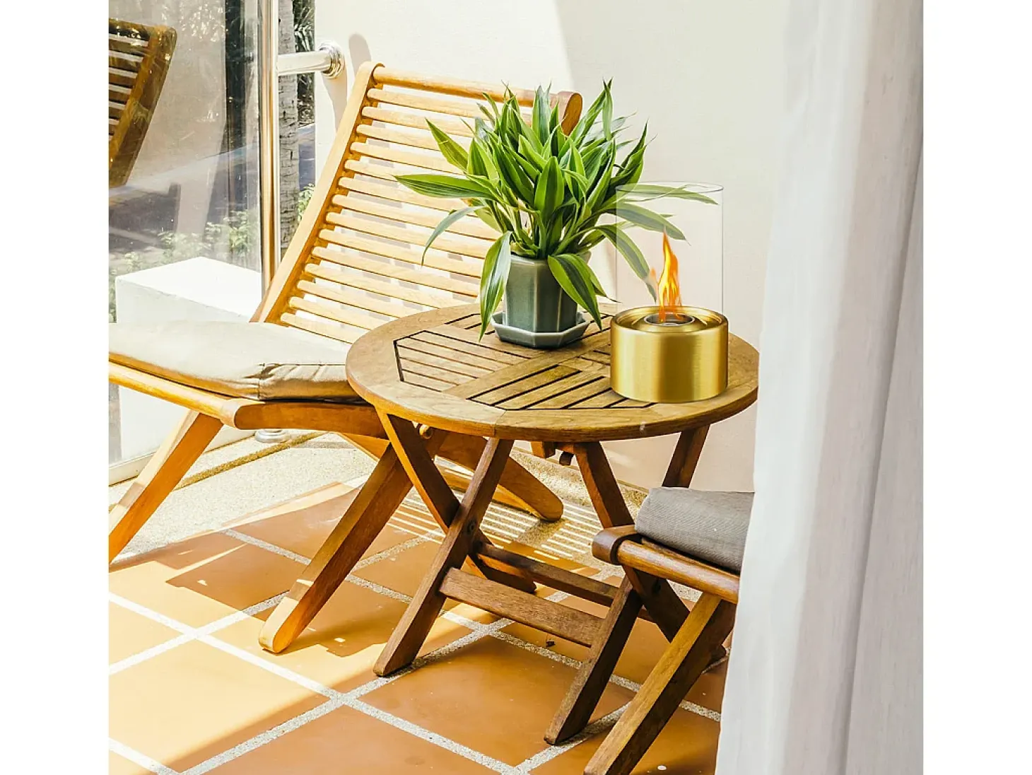 Lareira de mesa a bioetanol MARSIGLIA Gold, D16 x A27, para uso interno e externo.