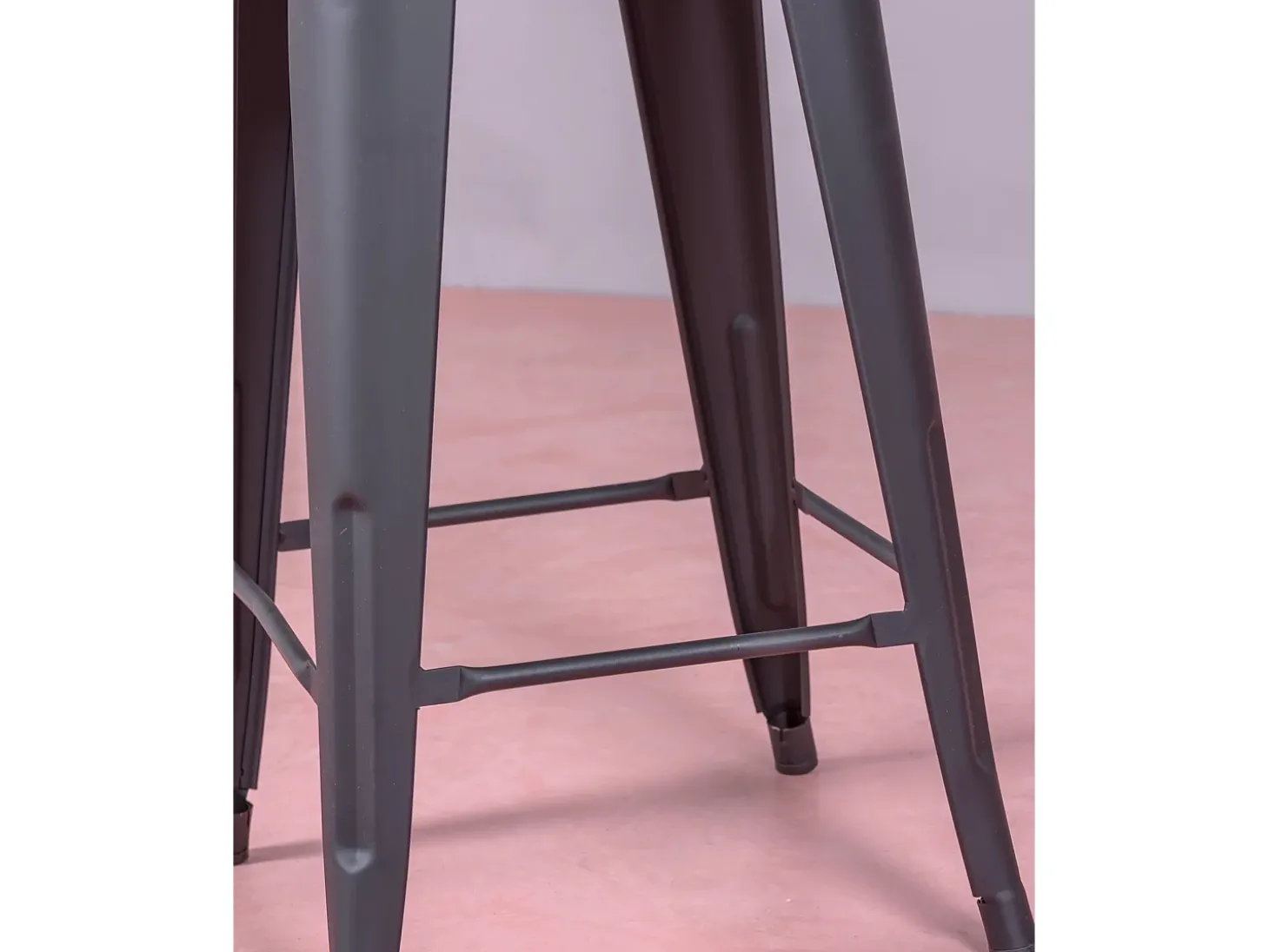 Lote de 4 bancos de metal com 66 cm de altura - Bistro - Preto