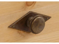 Mesa de centro com 2 gavetas em castanho pinho