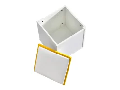 Mesa de centro com tampo elevável, 2 gavetas e 4 bancos com espaço de arrumação - Acabamento brilhante - Branco e amarelo