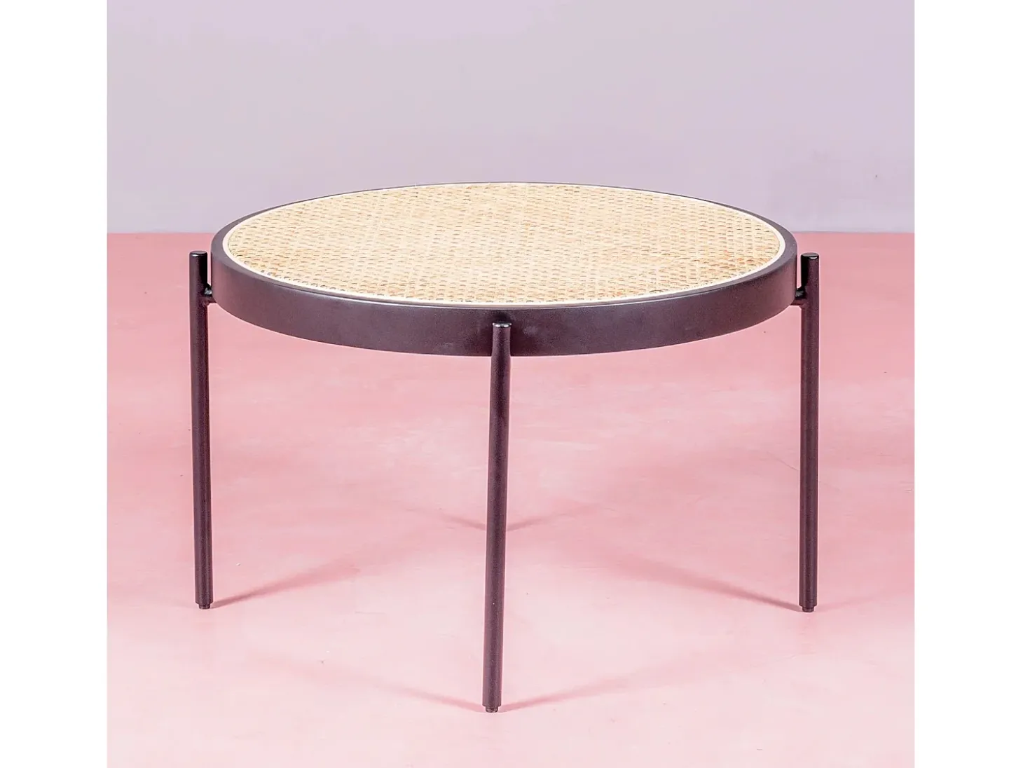 Mesa de centro retrô com detalhes em rattan natural (60cm) - North - Preto