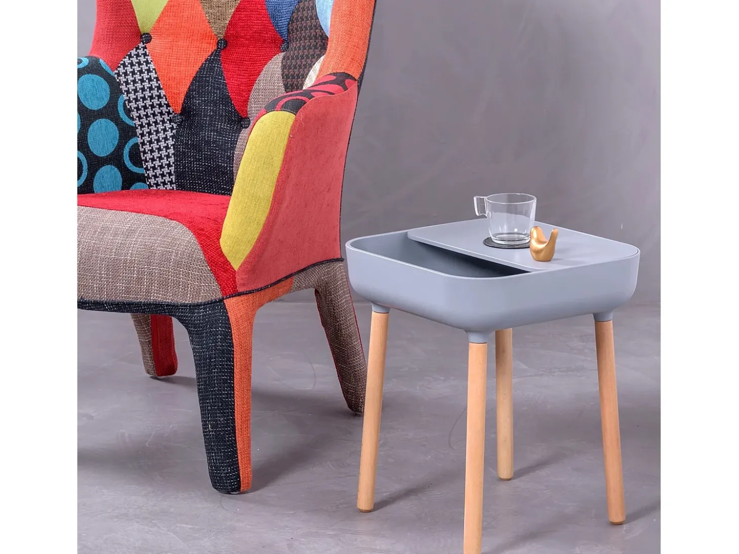 Mesa lateral estilo escandinavo - Pop - Cinza