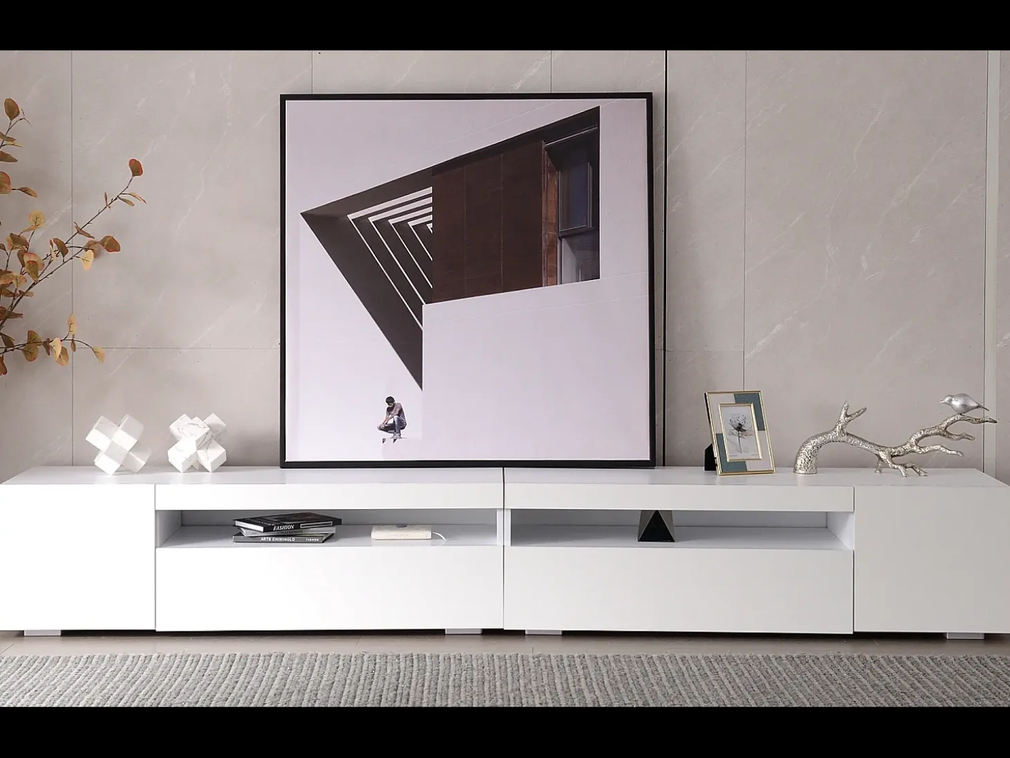 Móvel de TV moderno com 4 portas e 2 nichos - LEDs - Comprimento 240cm - Madeira MDF - Cor branca