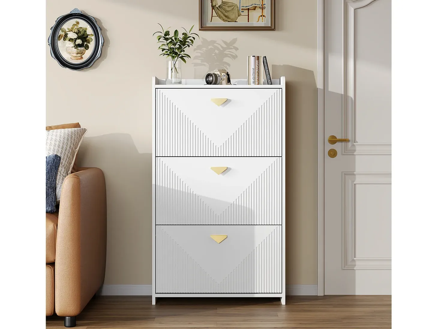 Móvel para sapatos 70x30x120 cm - 3 portas basculantes - 6 compartimentos de armazenamento - MDF - Branco
