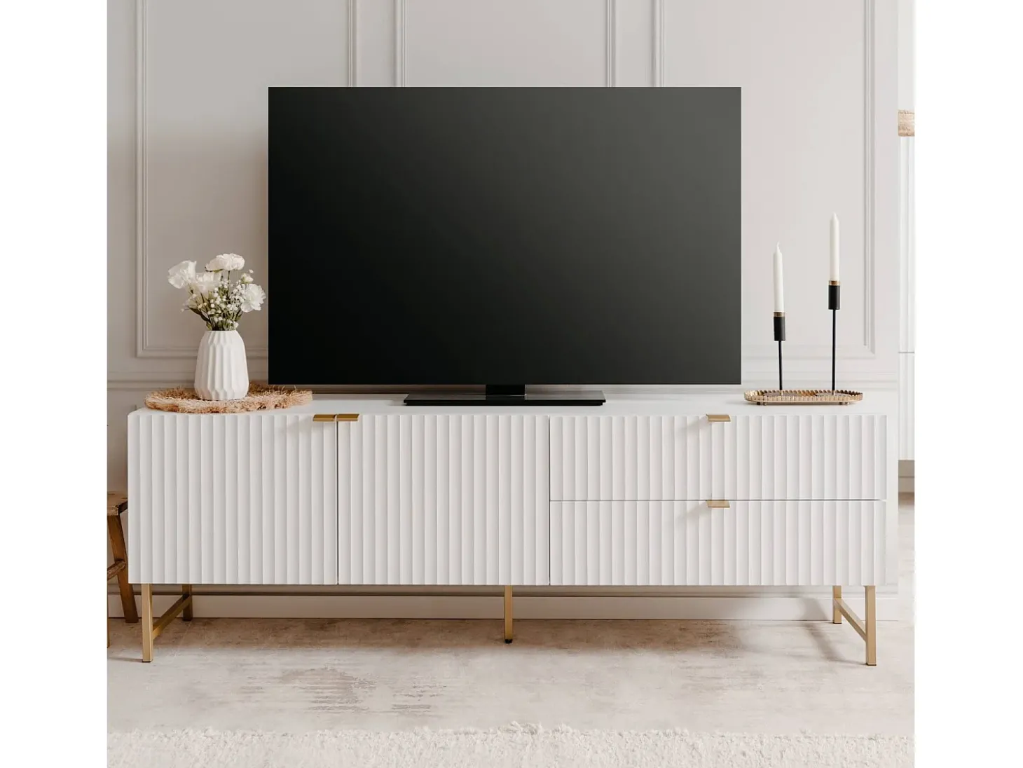 Móvel para TV 179x60,5x39 cm branco e dourado