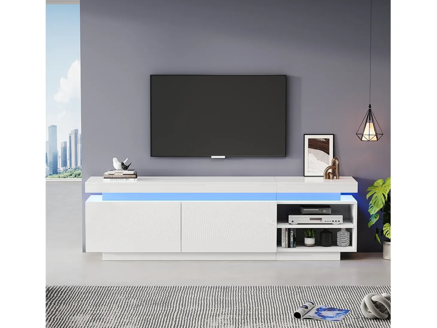 Móvel TV 170 cm com 2 portas e 2 prateleiras - LEDs - Aglomerado - Branco brilhante