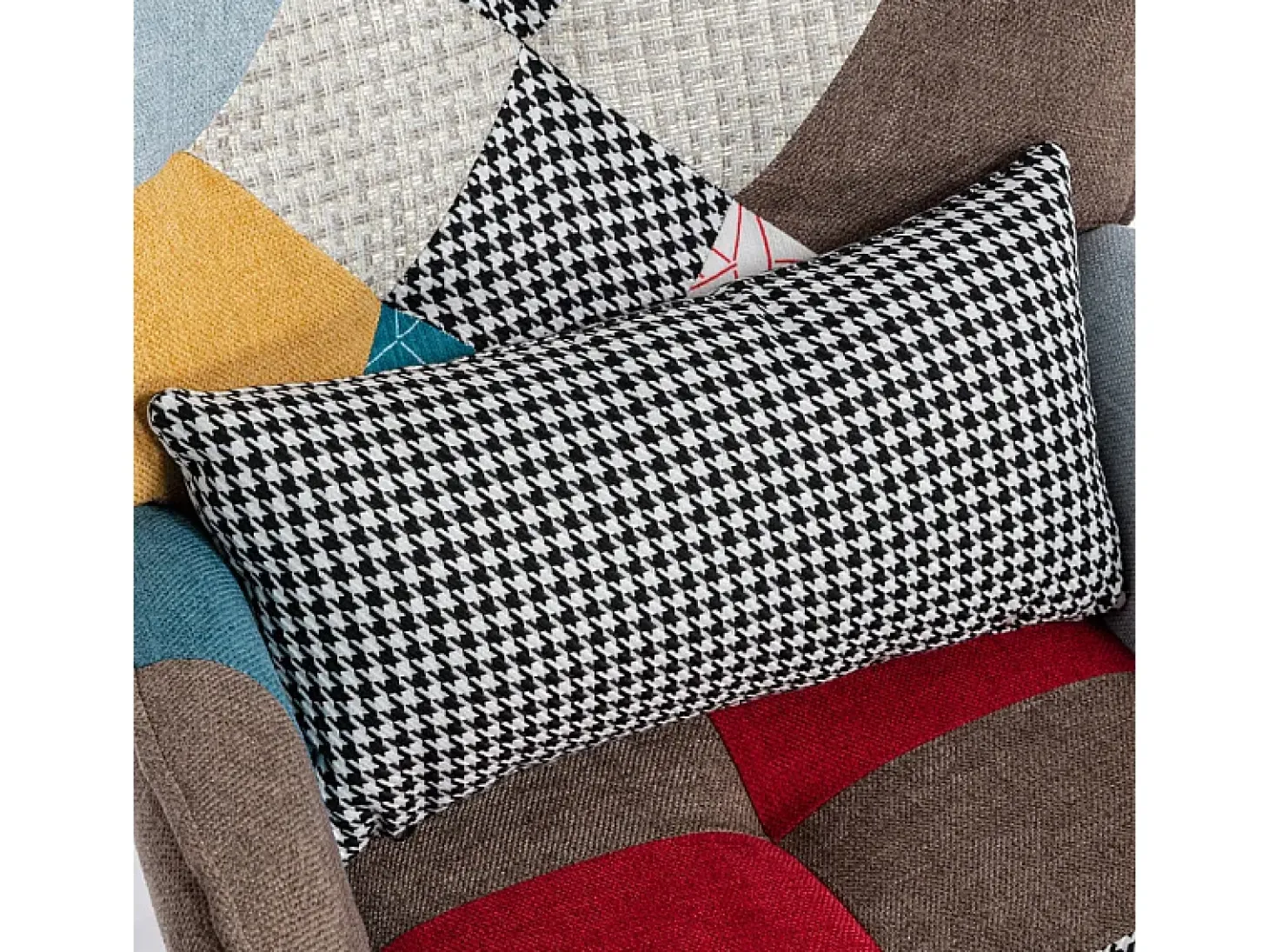 Poltrona com apoio para os pés - com padrão patchwork colorido - Multicolor