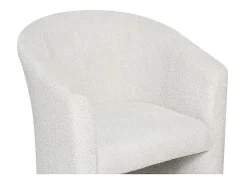 Poltrona de sala confortável em tecido bouclé branco. Coleção KYOTO