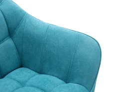 Poltrona em tecido azul acolchoado. Estilo escandinavo. CASERTA