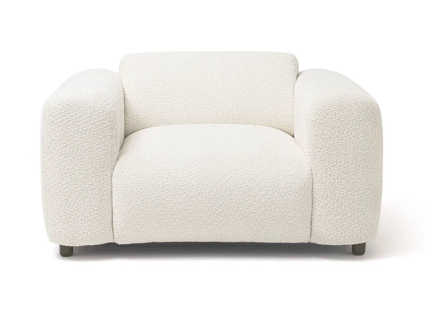 Poltrona em tecido bouclé branco estilo design POGNI de Maison Céphy
