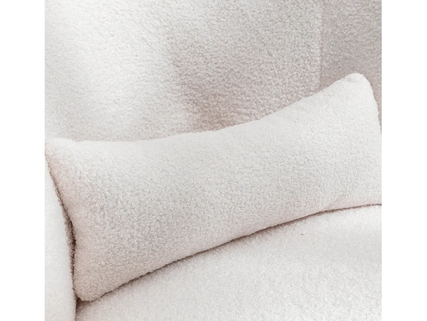 Poltrona giratória com almofada lombar - Tecido Teddy - Branco