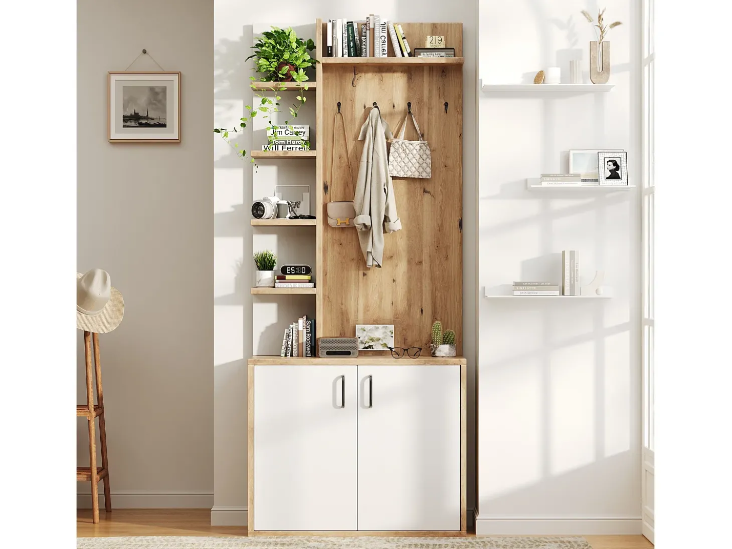 Roupeiro branco e natural com 2 portas, 5 prateleiras e ganchos, tampo em madeira granulada 75x33x180cm