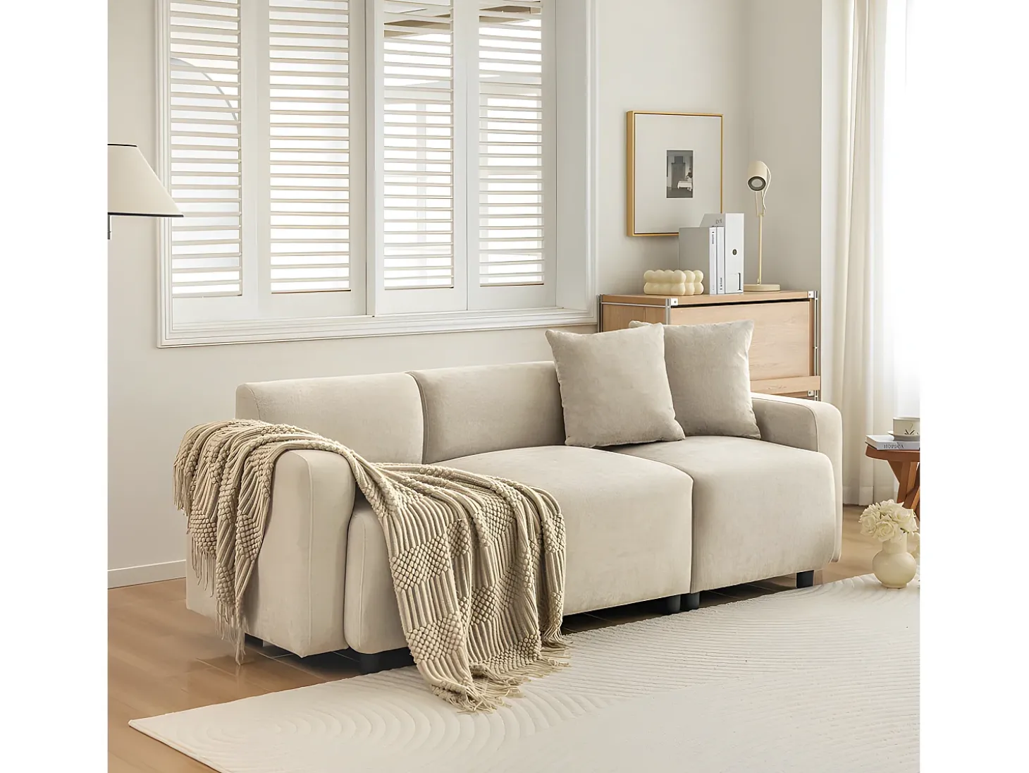 Sofá de 3 lugares em tecido Chenille com 2 almofadas - dormir 211 cm - Bege