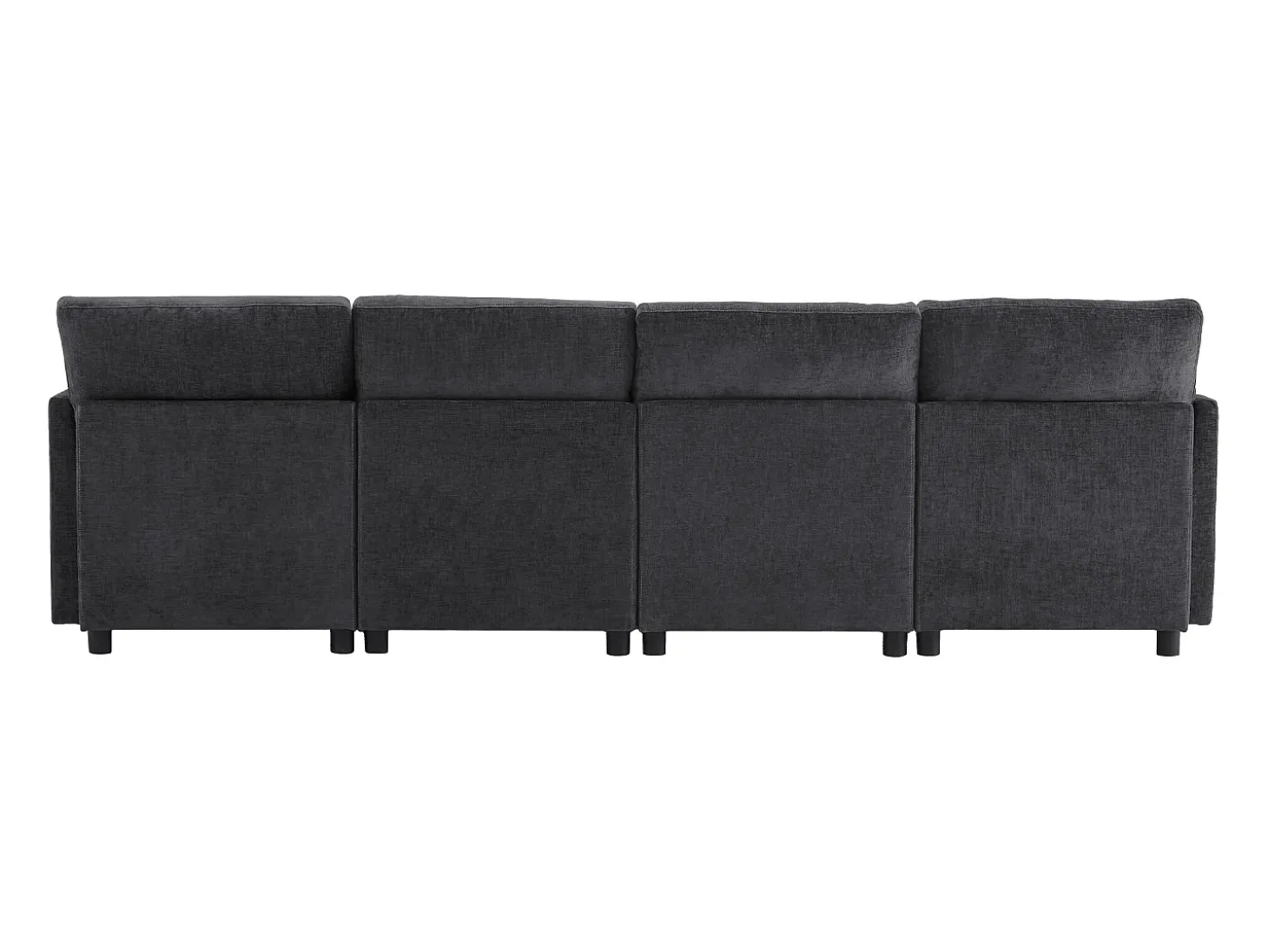 Sofá de quatro lugares em tecido chenille cinzento com 2 pufes e 6 almofadas.