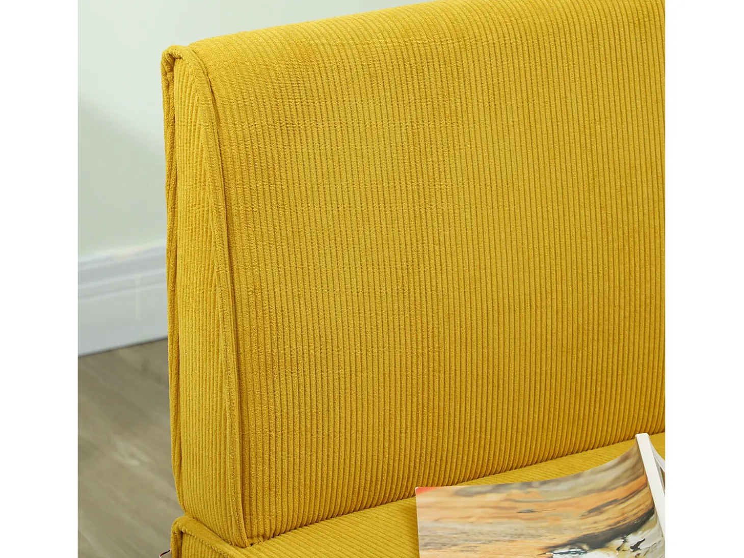 Sofá reto amarelo - Sofá com encosto e pés em madeira - para quarto e sala de estar