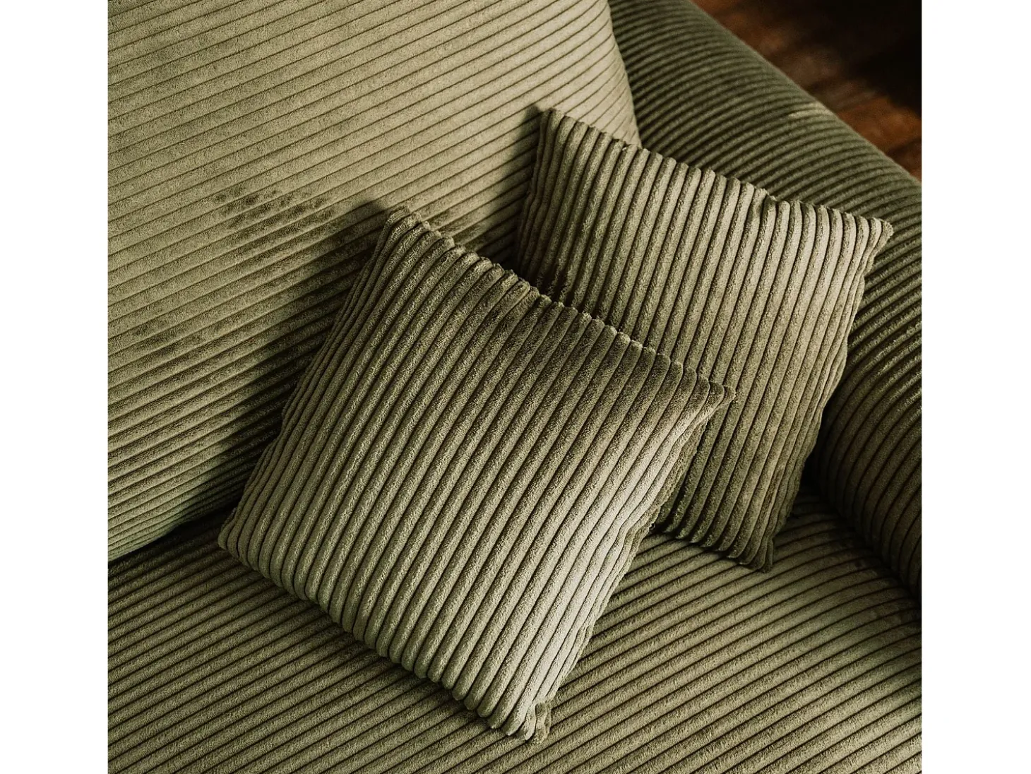 Sofá-cama 3 lugares Verde Floresta - chaise reversível lado direito/esquerdoche com arrumação integrada (269 x 158 x 96 cm) - LAUREN